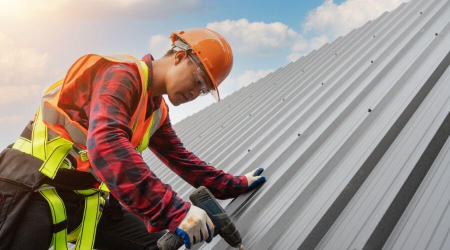 Expert tile roof repair services in New Salem, IL